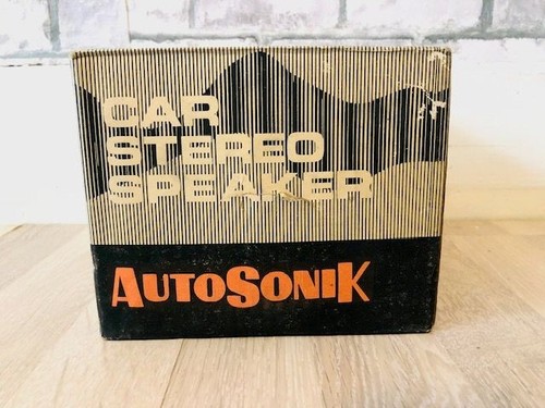 Paar oldtimer autosonik - 1,